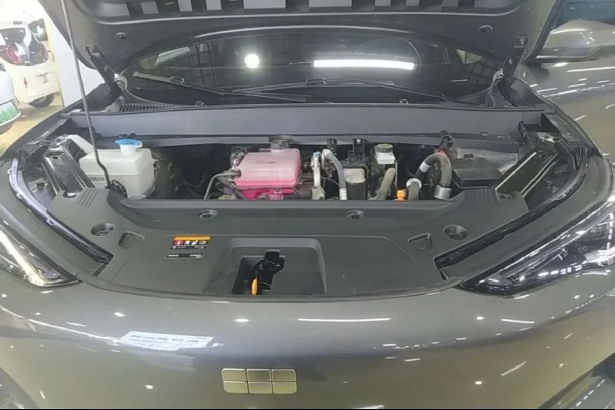 GEELY GALAXY E5 2025