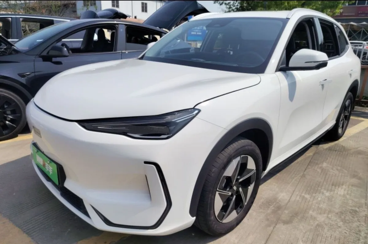 GEELY GALAXY E5 2025