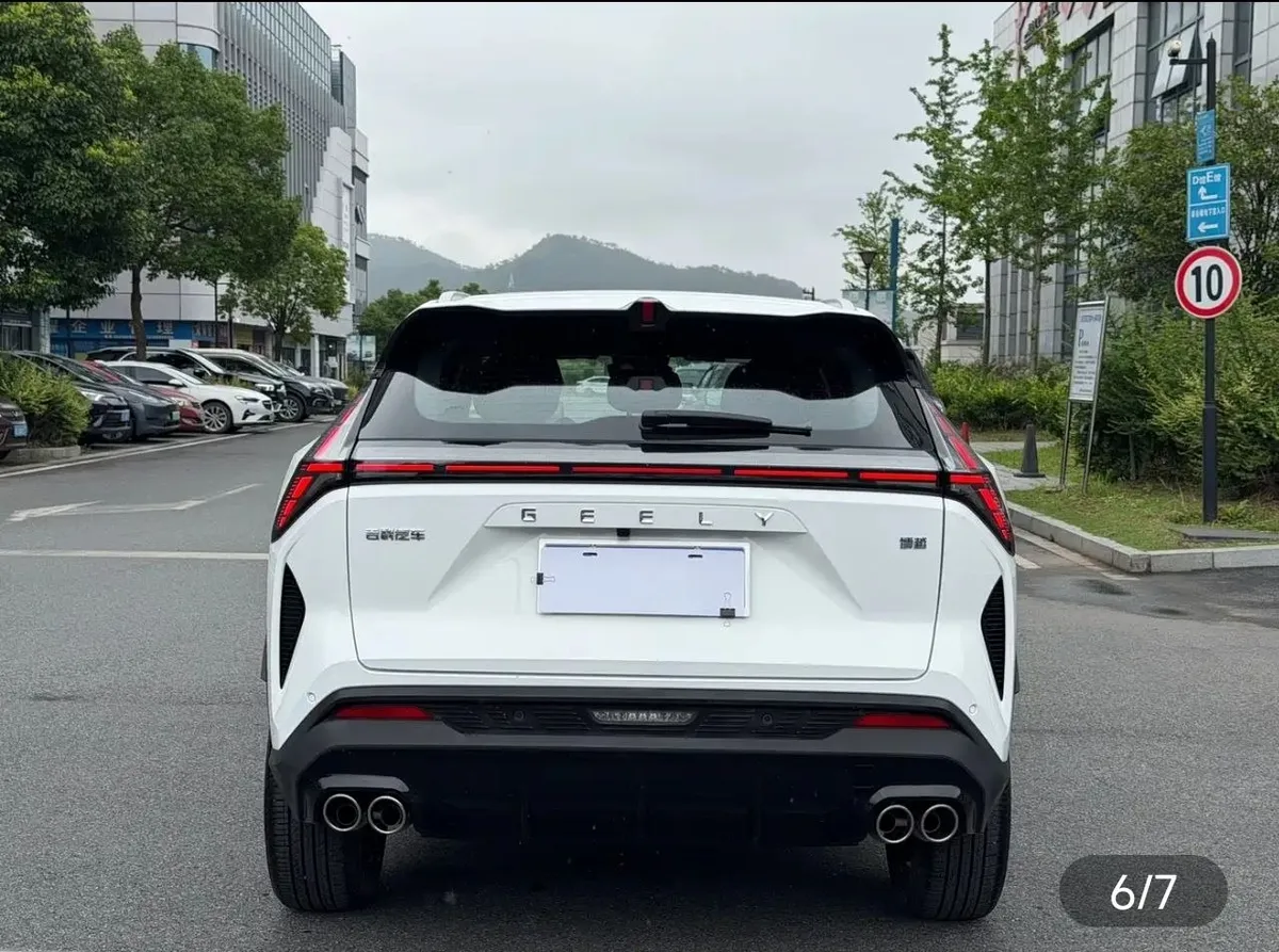 GEELY BOYUE COOL 2023