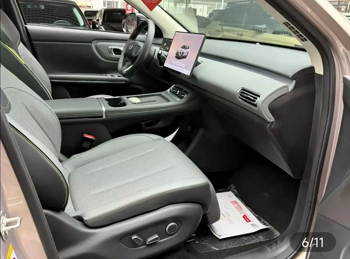 CHANGAN QIYUANQ05 2025