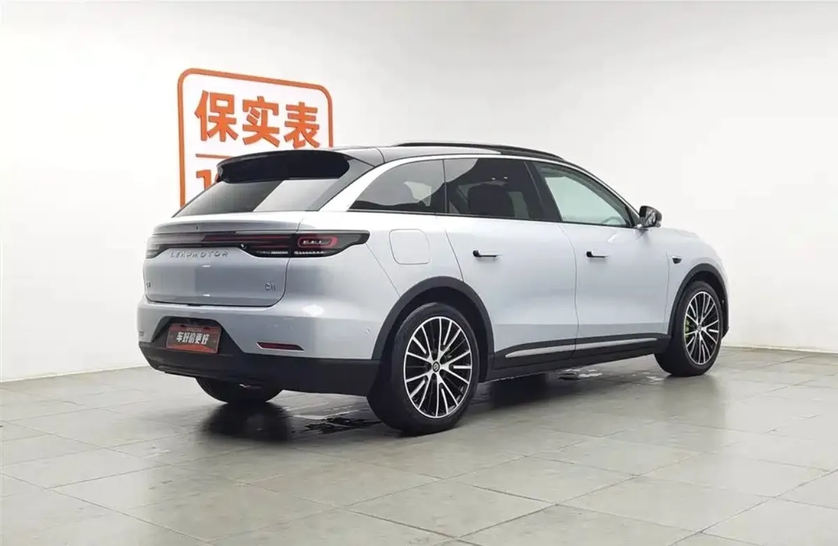 LEAPMOTOR C11 2025