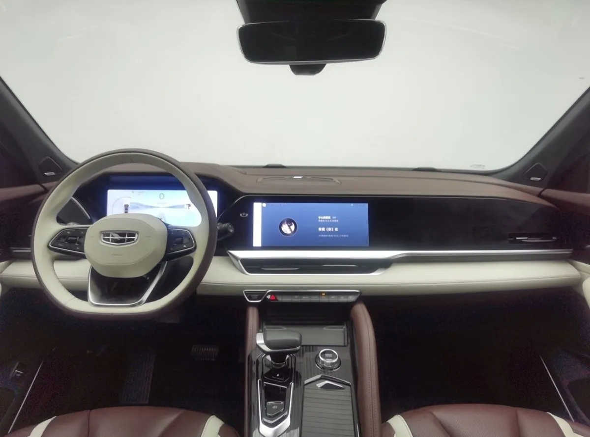 GEELY MONJARO 2022
