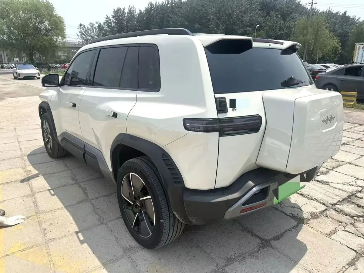 BYD FANG CHENGBAO TITANIUM 3 2025