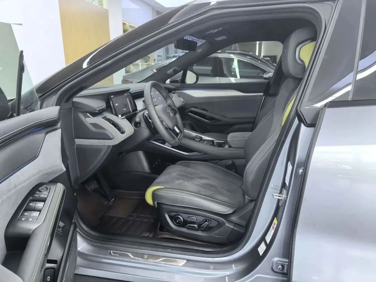 BYD SONG L 2025