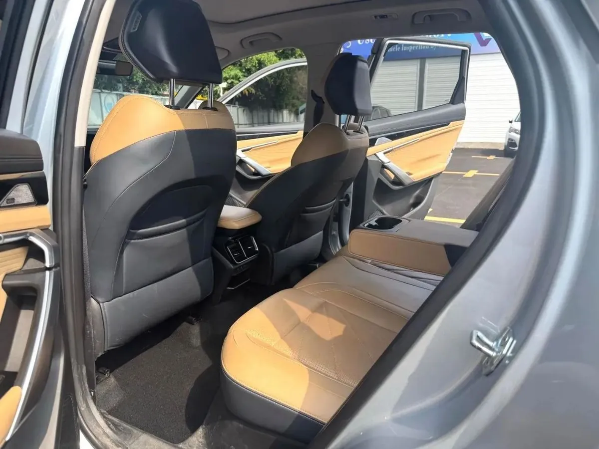 GEELY BOYUEL PREMIUM 2023