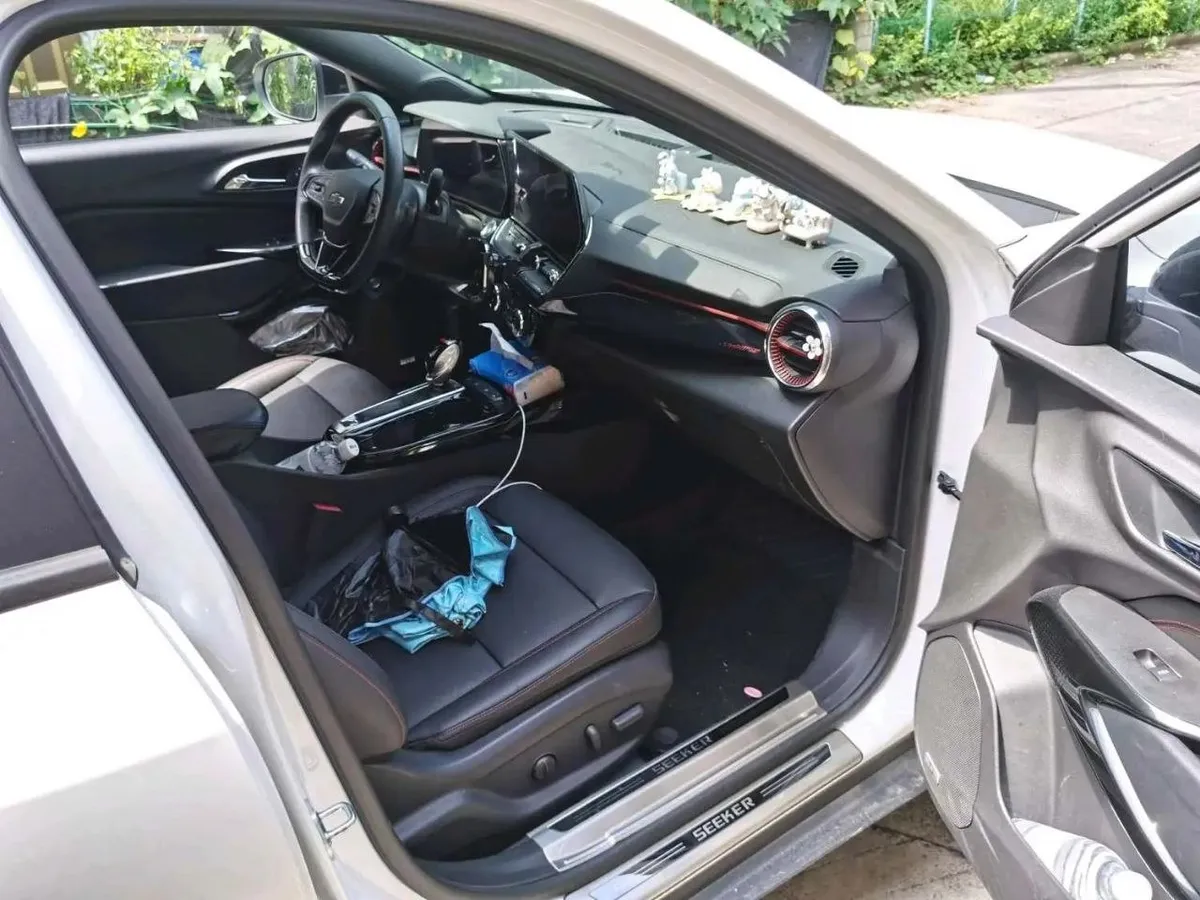 CHEVROLET TRAX 2023