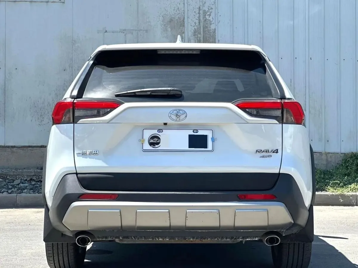 TOYOTA RAV4 2022