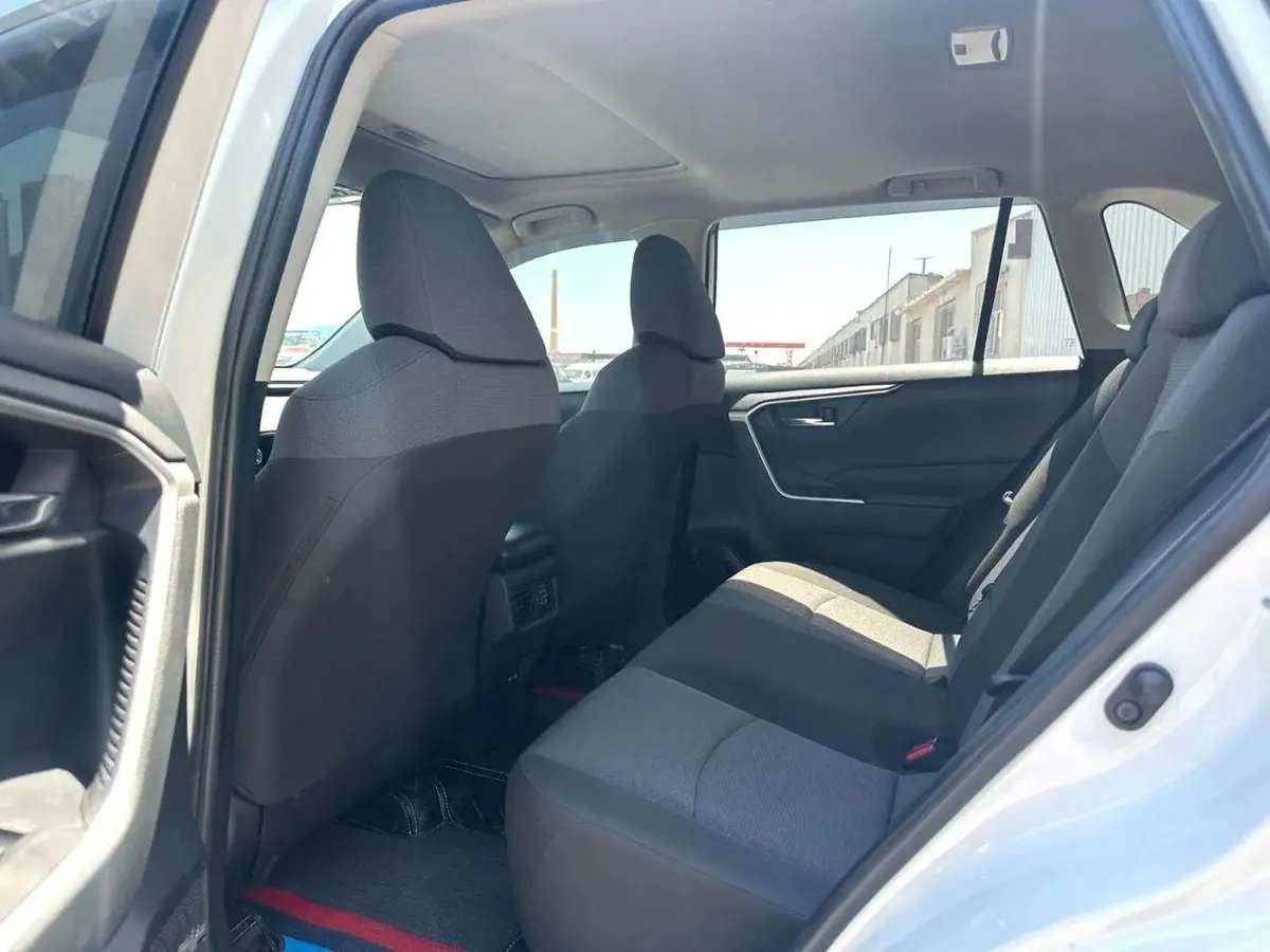 TOYOTA RAV4 2022