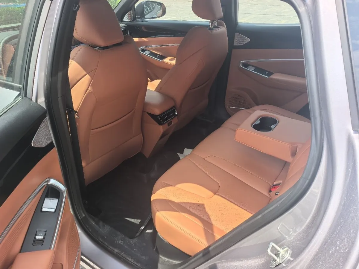 GEELY BOYUE 2025