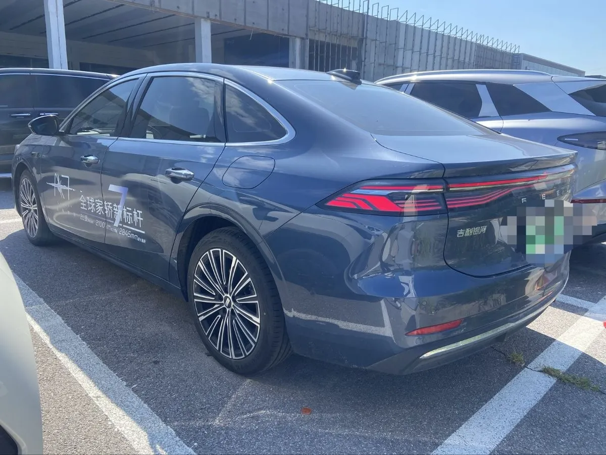 GEELY GALAXY A7 2025