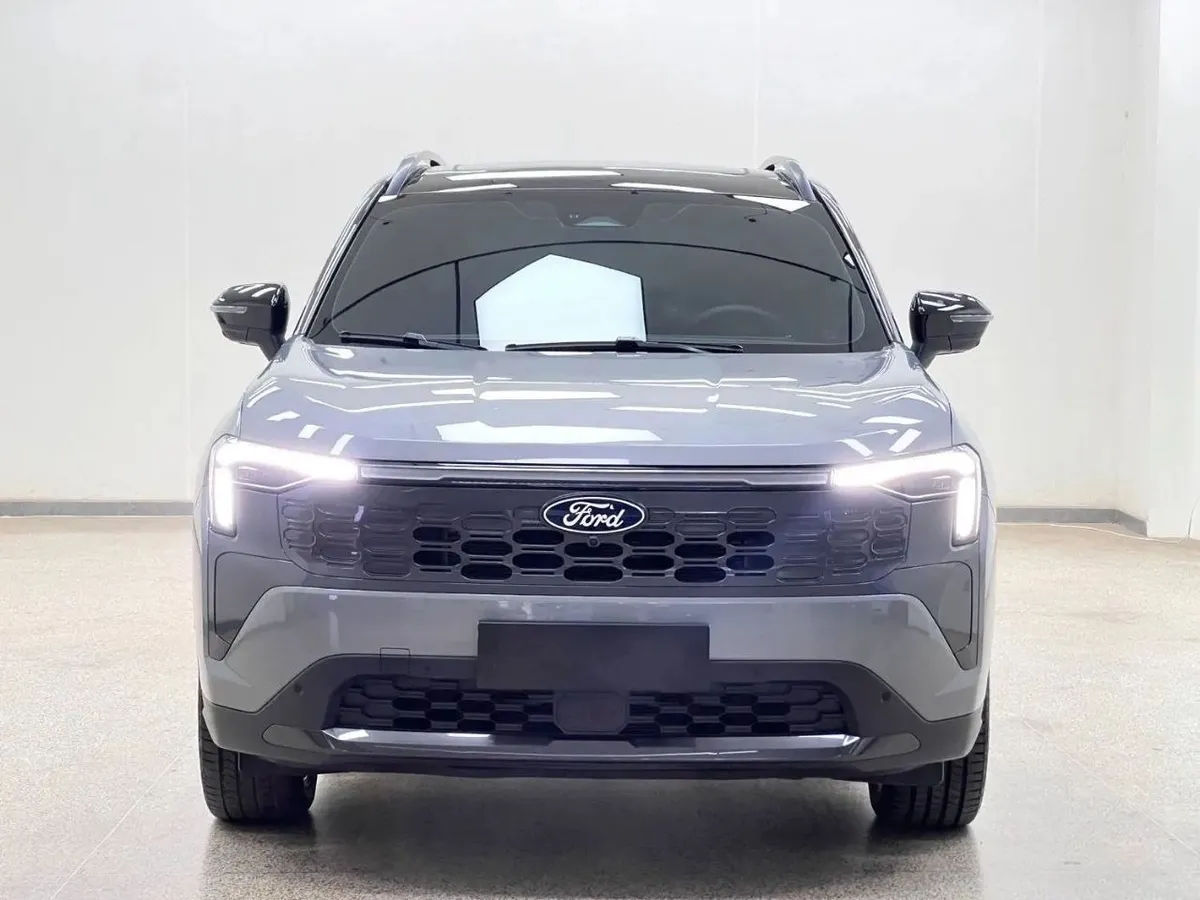 FORD EQUATOR SPORT 2025