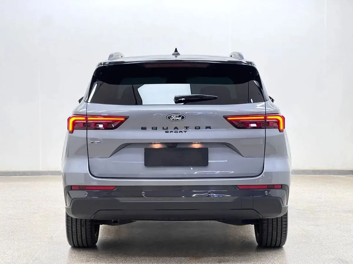 FORD EQUATOR SPORT 2025