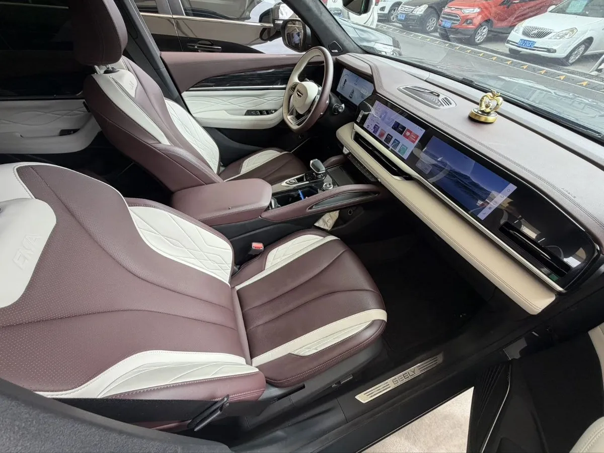 GEELY MONJARO 2023