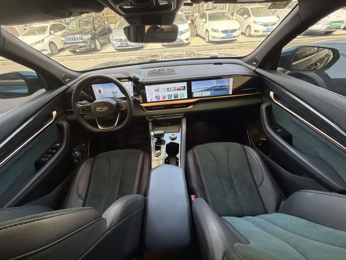 GEELY MONJARO 2022