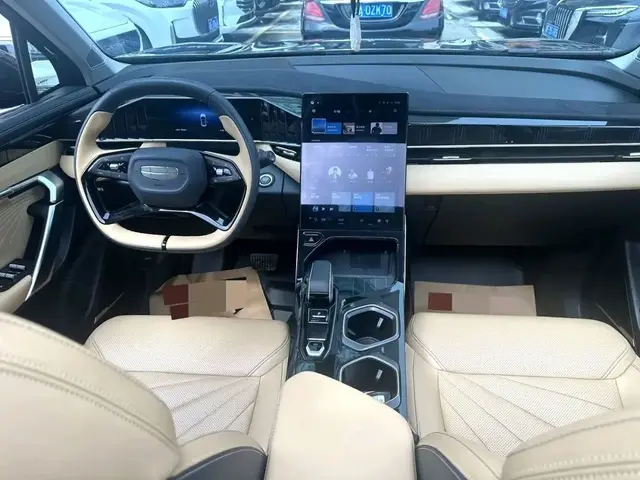 GEELY BOYUEL PREMIUM 2023