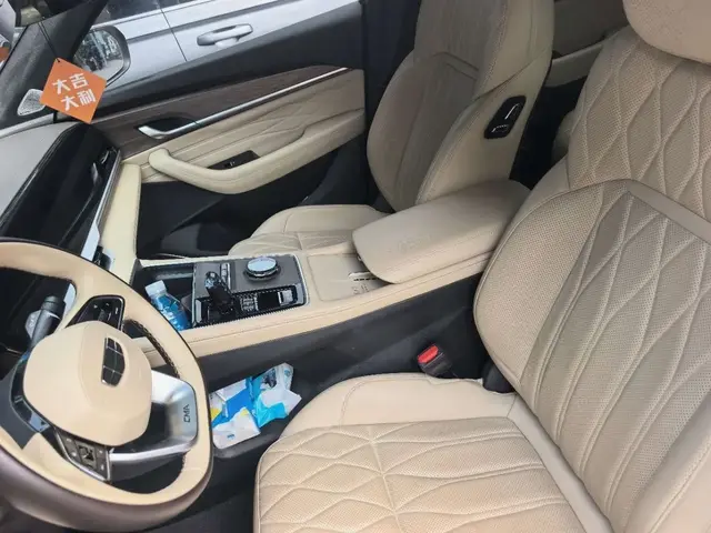 GEELY MONJARO 2024