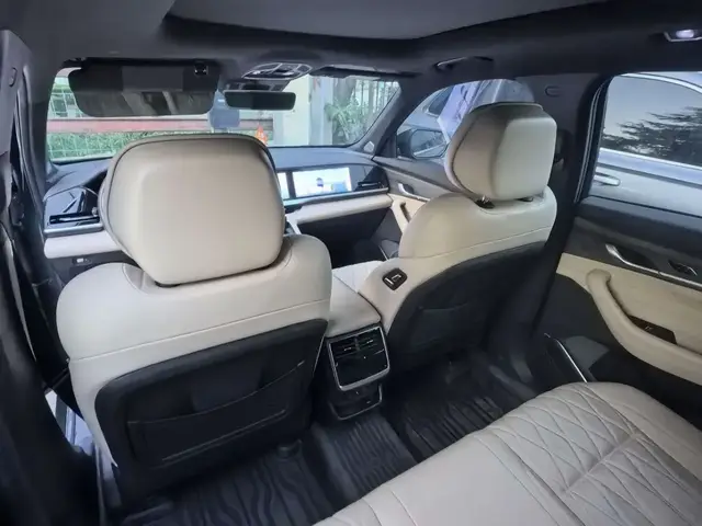 GEELY MONJARO 2024