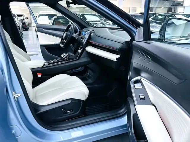GEELY BOYUE COOL 2023
