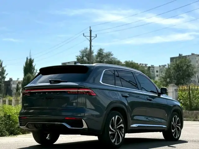 GEELY MONJARO 2022
