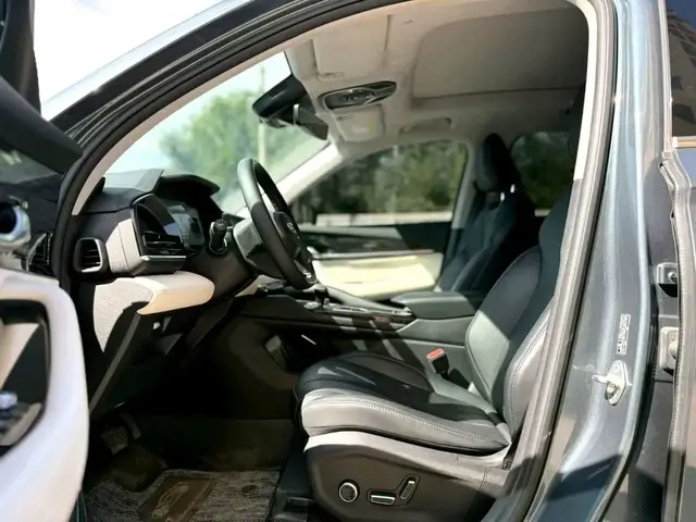 GEELY MONJARO 2022