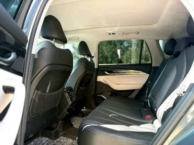 GEELY MONJARO 2022