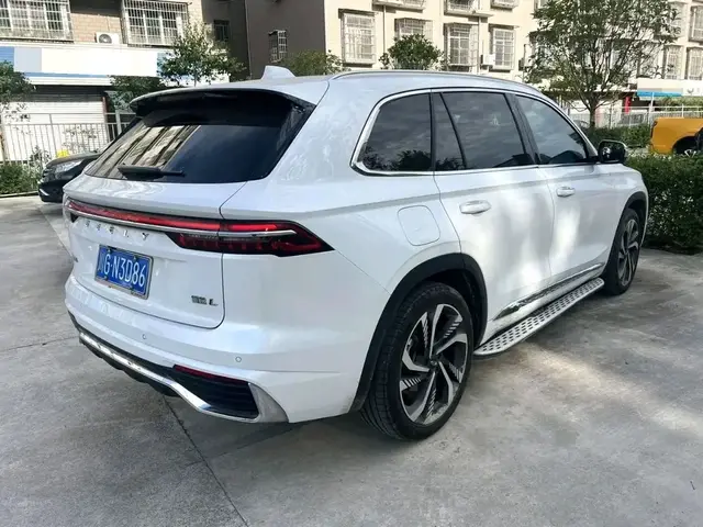GEELY MONJARO 2022