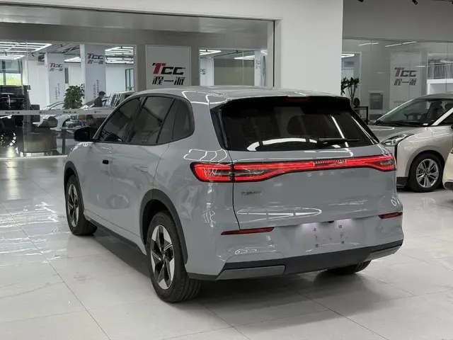 GEELY GALAXY E5 2025
