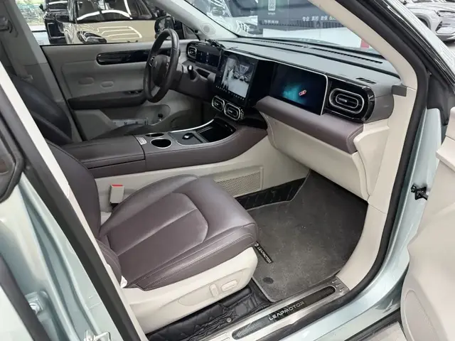 LEAPMOTOR C11 2023