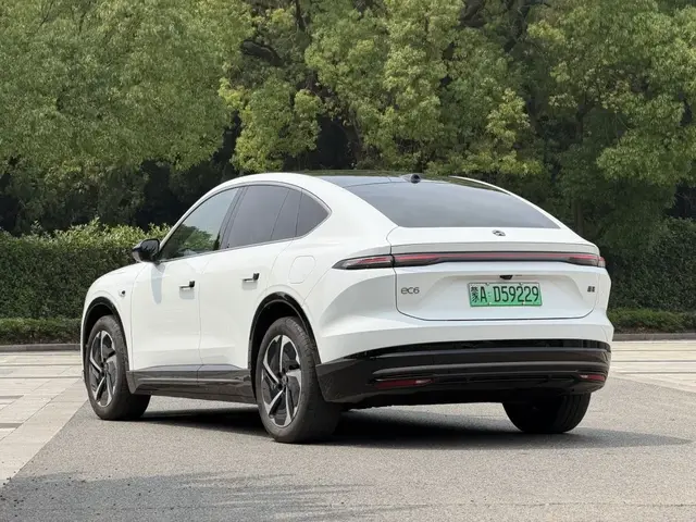 NIO EC6 2025