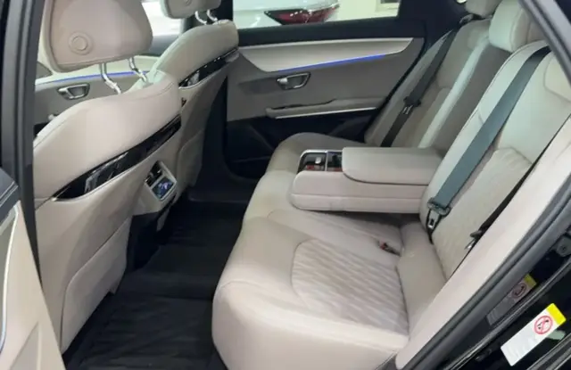 BYD HAN 2025