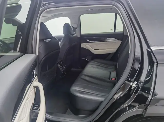 GEELY MONJARO 2023
