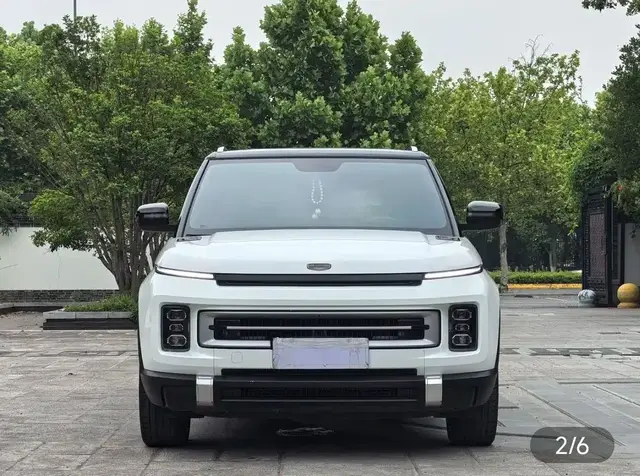 GEELY ICON 2023