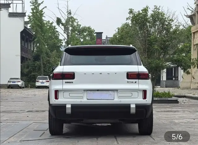 GEELY ICON 2023