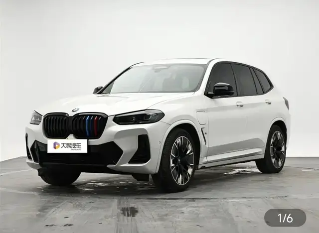 BMW IX3 2022
