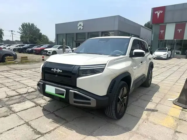 BYD FANG CHENGBAO TITANIUM 3 2025