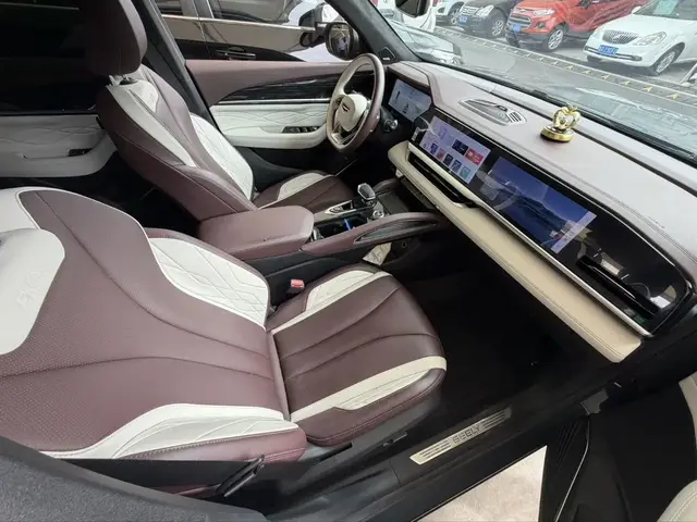 GEELY MONJARO 2023