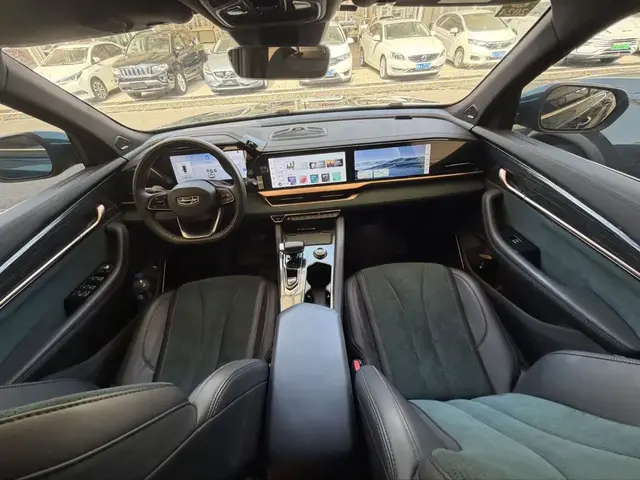 GEELY MONJARO 2022
