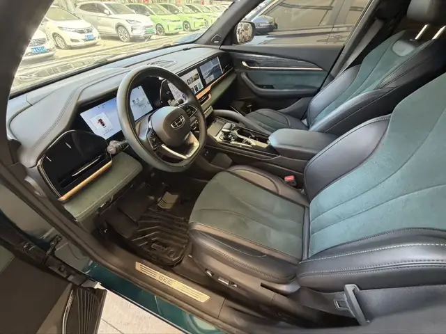 GEELY MONJARO 2022