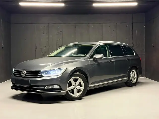 VOLKSWAGEN PASSAT 2015