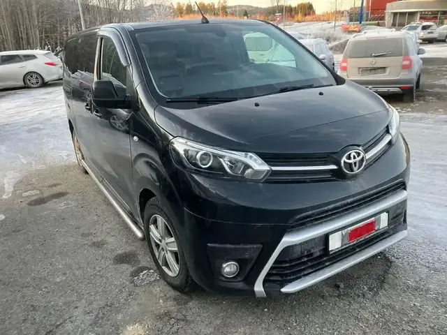 TOYOTA PROACE 2021