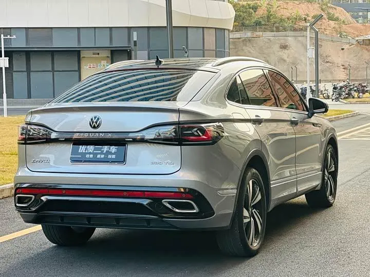 VOLKSWAGEN TIGUAN X 2021
