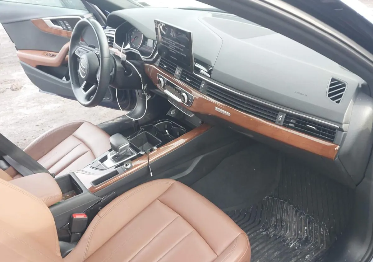 AUDI A4 PREMIUM 40 TFSI 2023