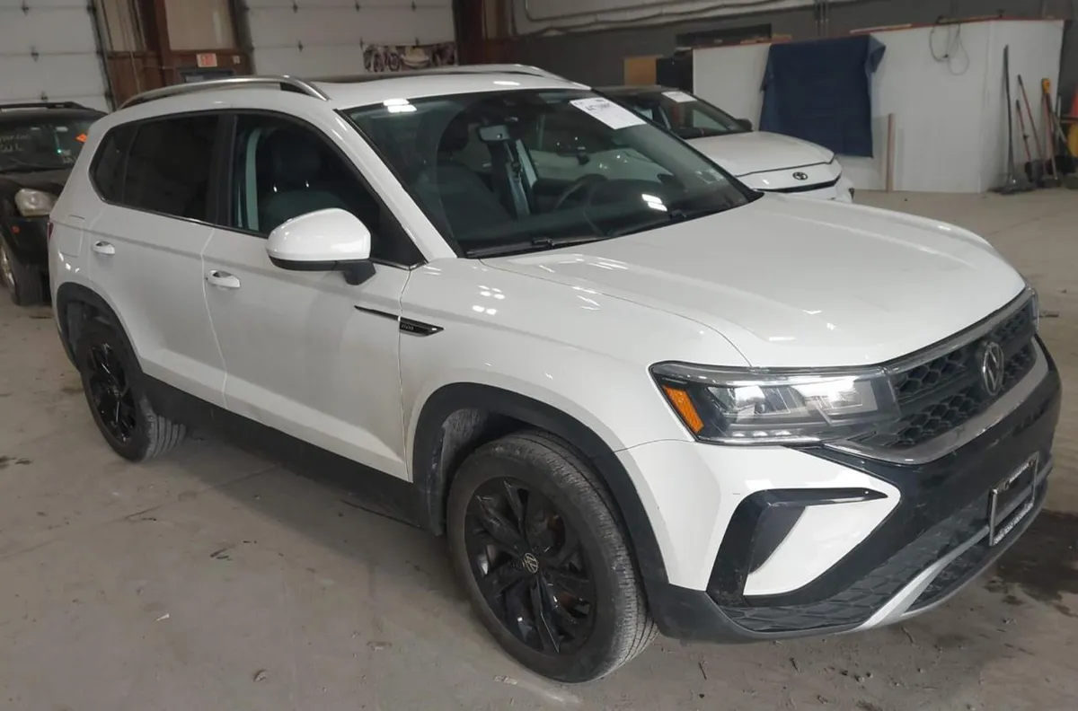 VOLKSWAGEN TAOS 2022