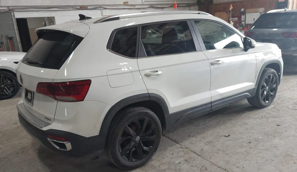 VOLKSWAGEN TAOS 2022