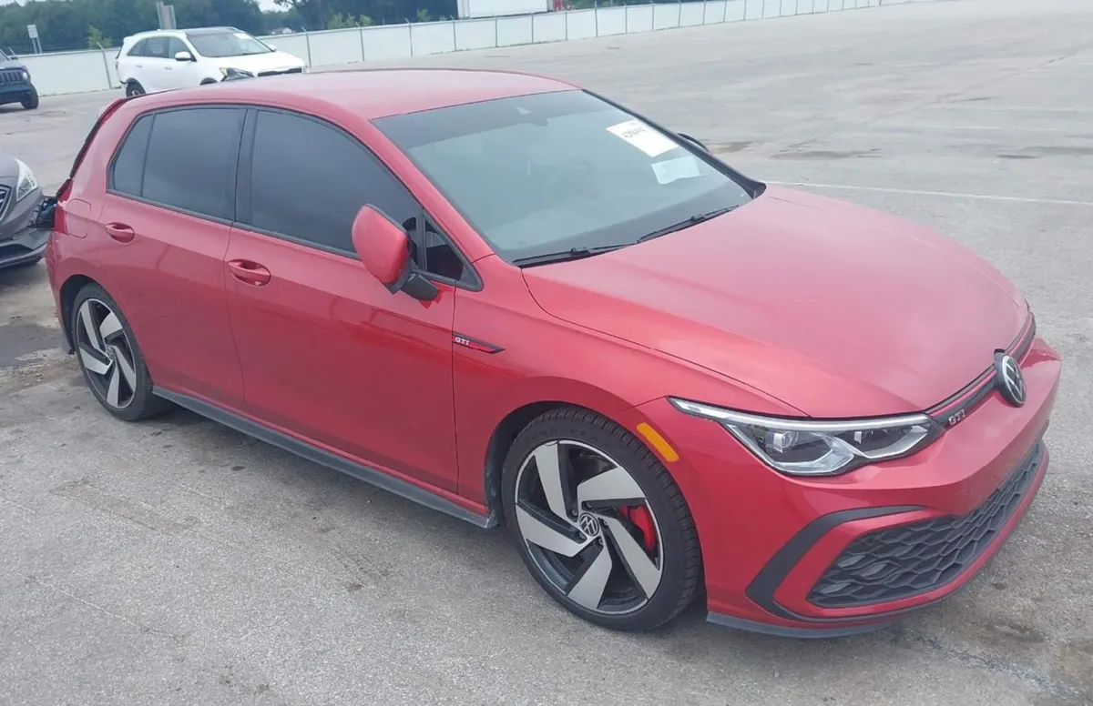 VOLKSWAGEN GOLF GTI 2 2024