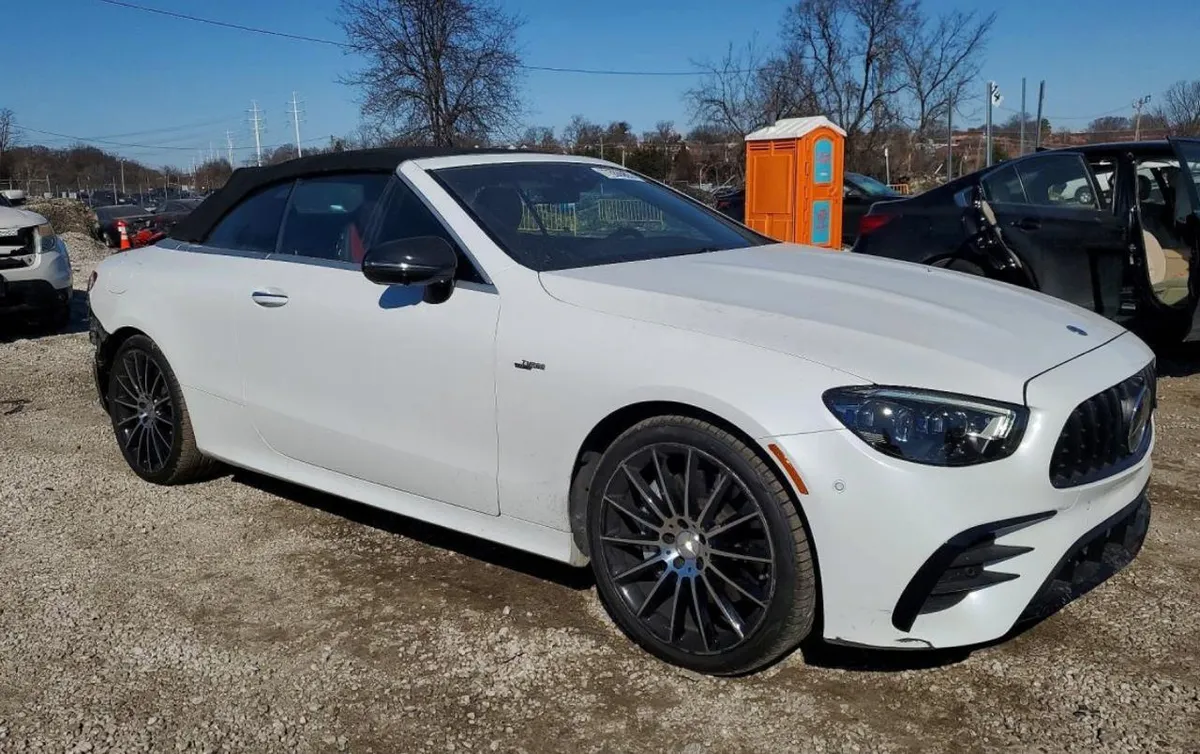 MERCEDES-BENZ E-CLASS 2022