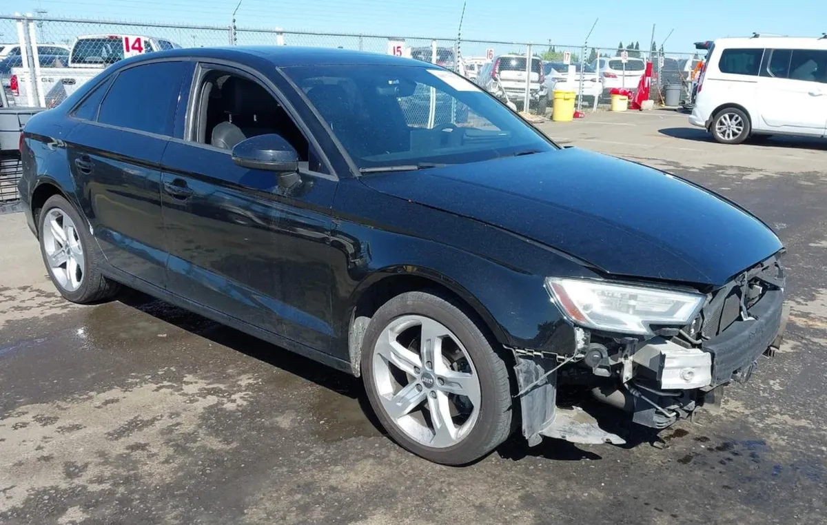 AUDI A3 PREMIUM 2018