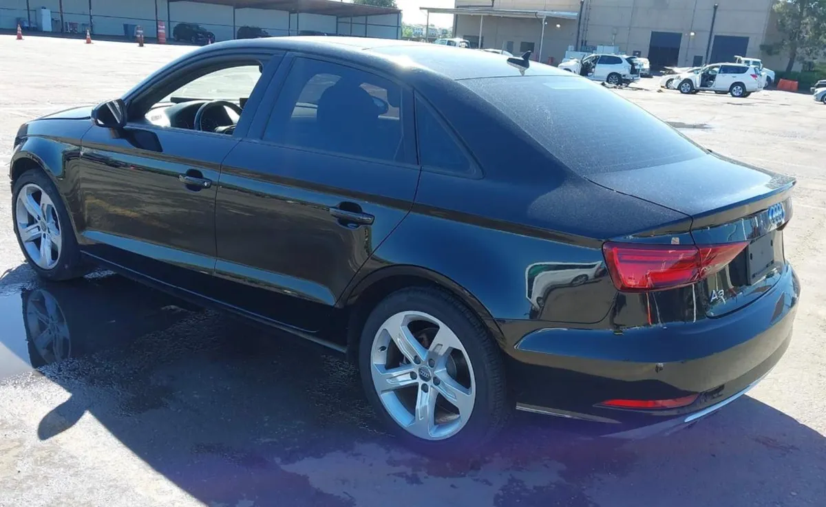 AUDI A3 PREMIUM 2018