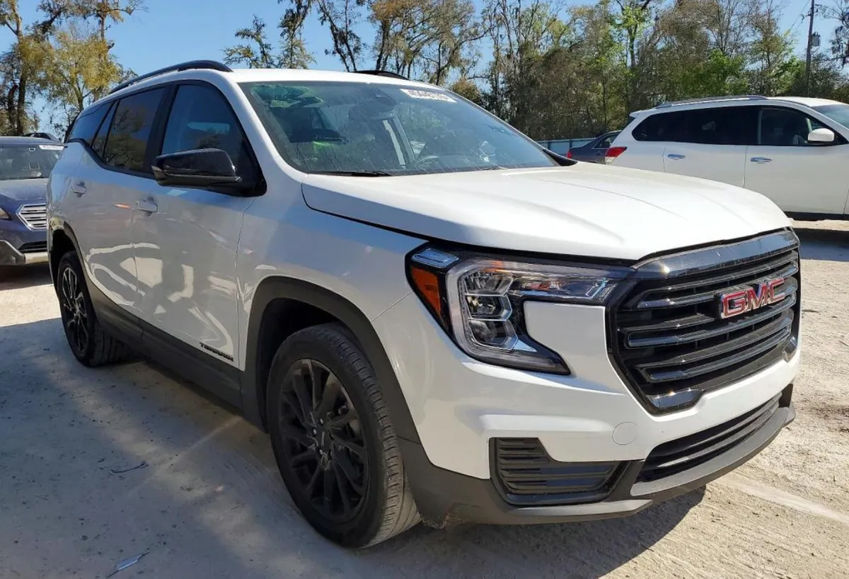 GMC TERRAIN SLE 2023