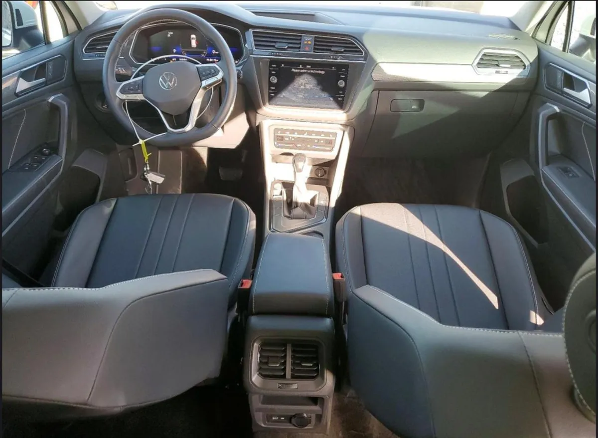 VOLKSWAGEN TIGUAN SE 2023